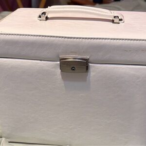 Origami Owl White Jewelry Box